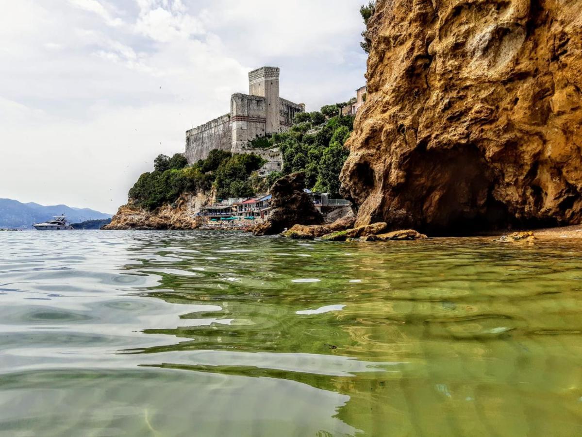 Venti Dal Mare Hotel Lerici Exterior photo